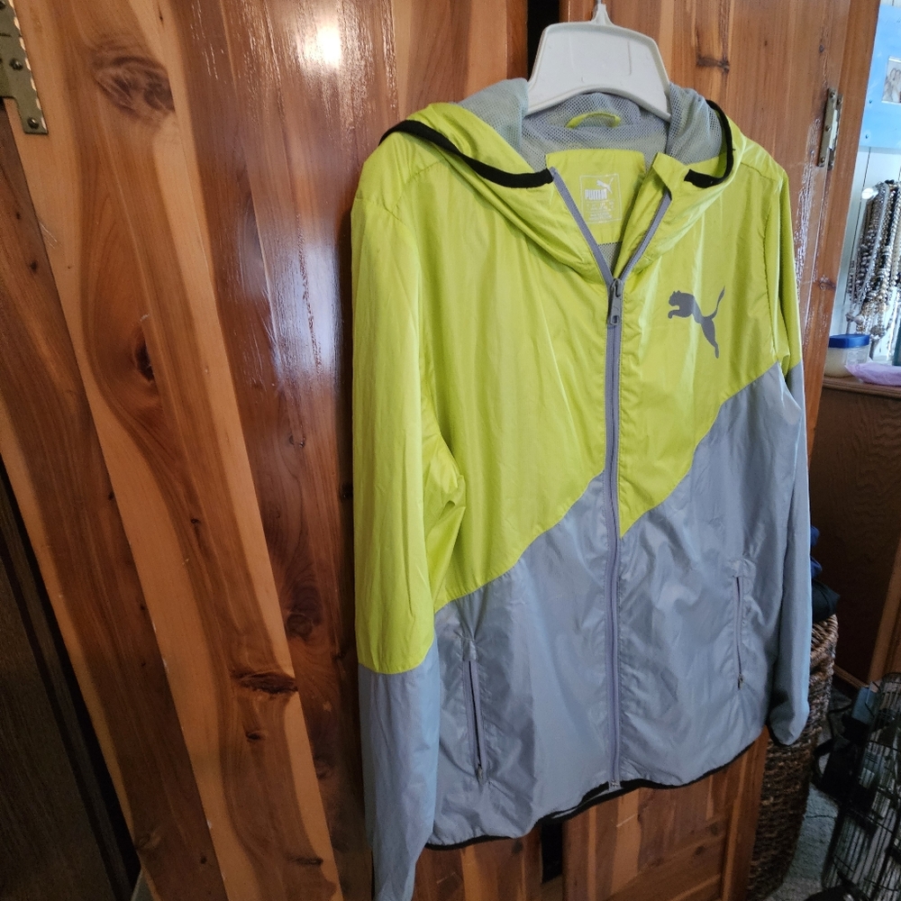 PUMA Jacket Two-Tone Windbreaker Hoody Lime and Gray Sz S